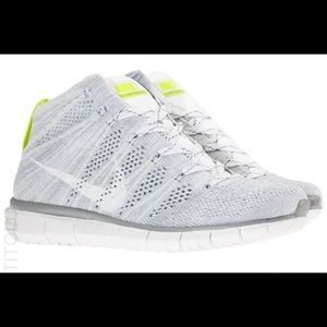 Nike Women’s Free Flyknit Chukka